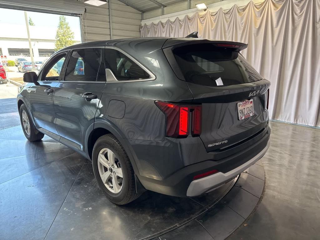 used 2024 Kia Sorento car, priced at $26,982