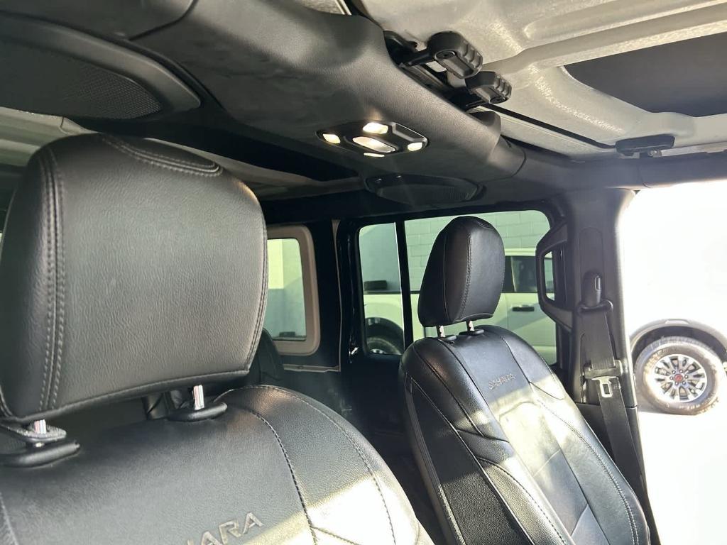 used 2022 Jeep Wrangler Unlimited car, priced at $36,026