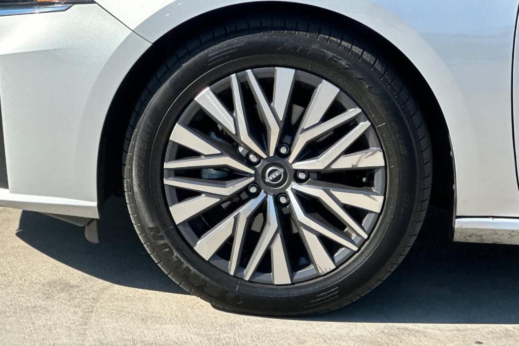 used 2023 Nissan Altima car, priced at $18,219