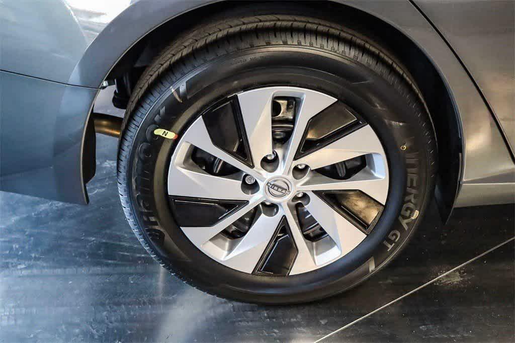 new 2025 Nissan Altima car, priced at $25,552