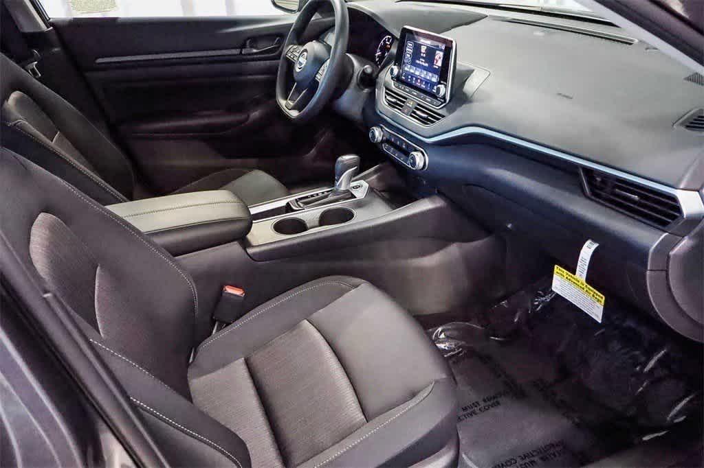 new 2025 Nissan Altima car, priced at $25,552