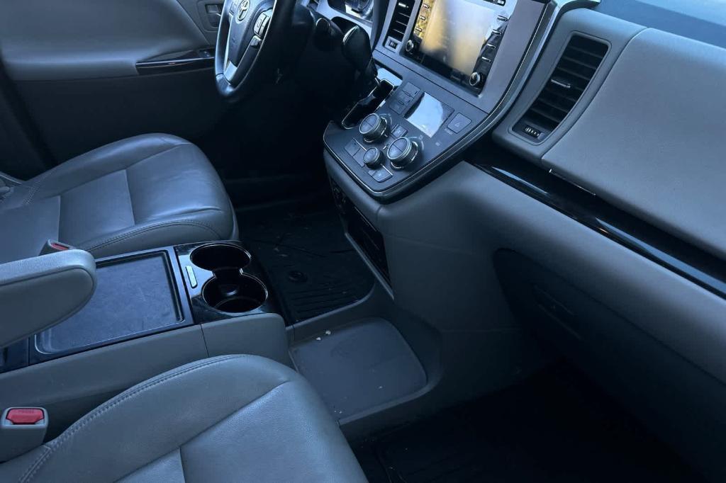 used 2019 Toyota Sienna car, priced at $30,848