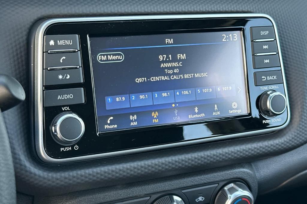 new 2025 Nissan Kicks Play car, priced at $22,071