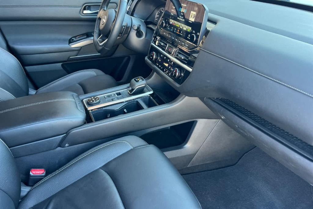 used 2025 Nissan Pathfinder car, priced at $37,837