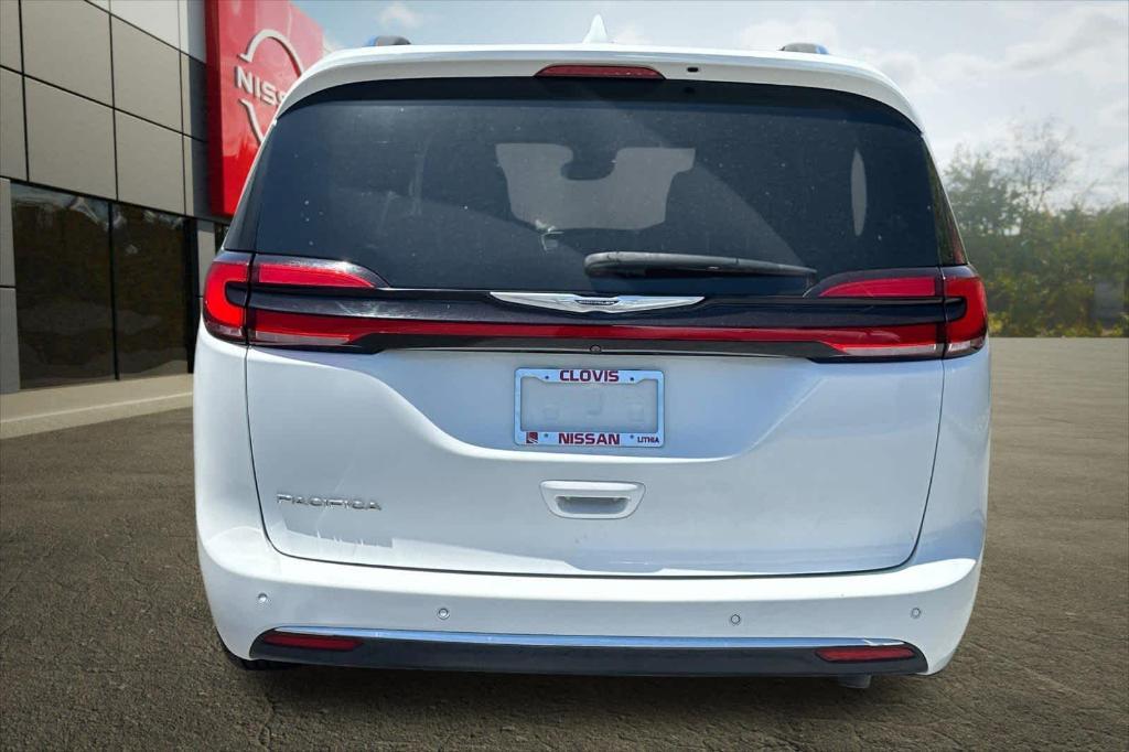 used 2021 Chrysler Pacifica car, priced at $19,143