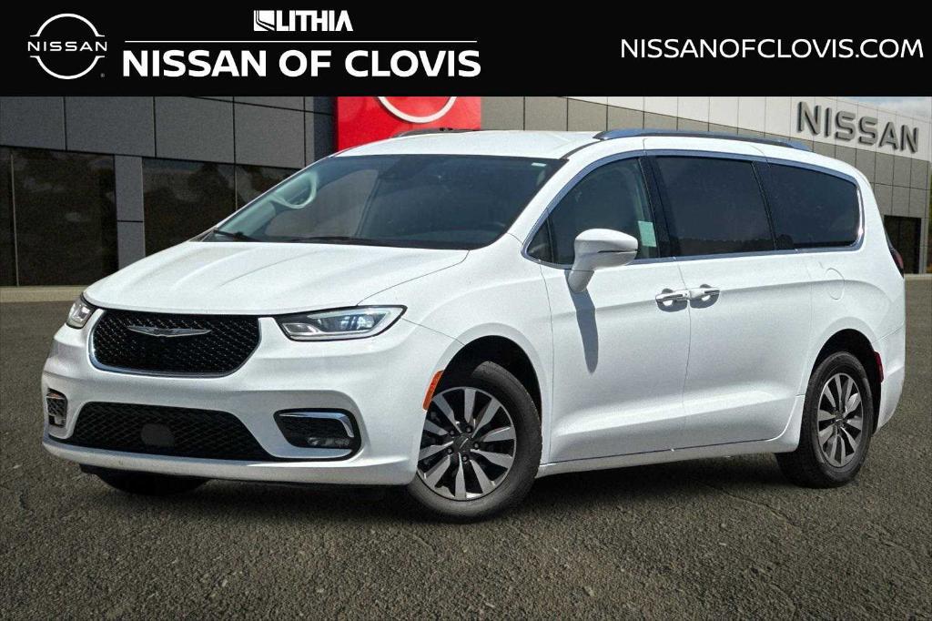 used 2021 Chrysler Pacifica car, priced at $19,143