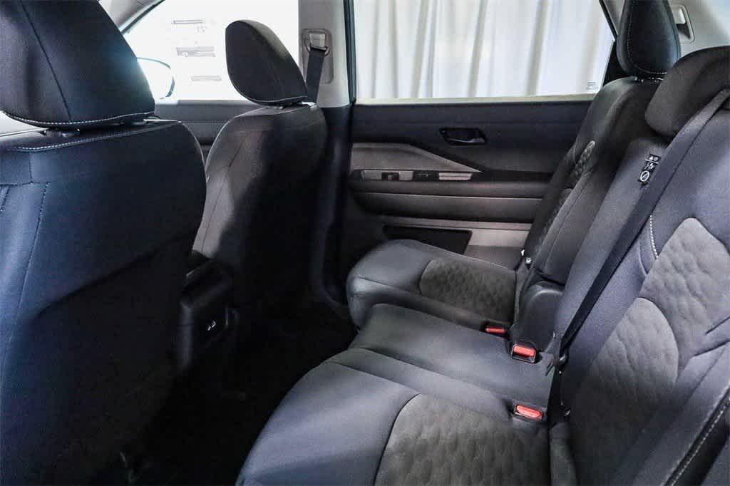 new 2025 Nissan Pathfinder car, priced at $37,534