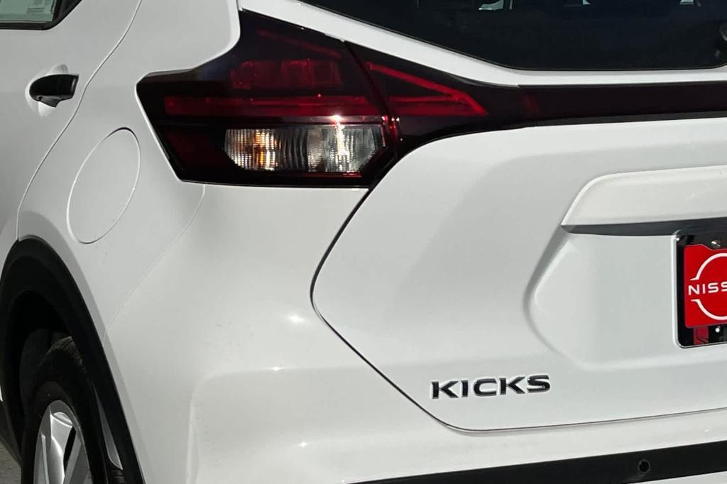 new 2025 Nissan Kicks Play car, priced at $23,835