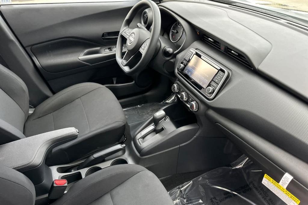 new 2025 Nissan Kicks Play car, priced at $23,835