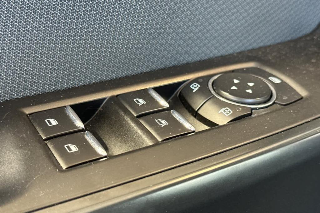 used 2022 Ford F-150 car, priced at $31,202