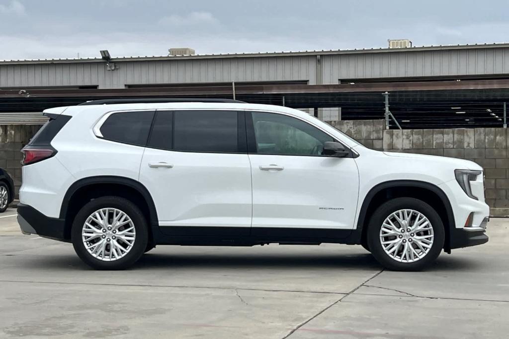 used 2024 GMC Acadia car, priced at $38,921