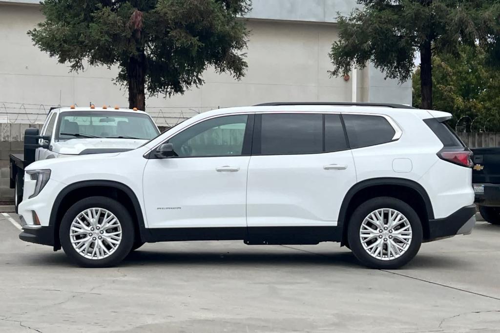 used 2024 GMC Acadia car, priced at $38,921
