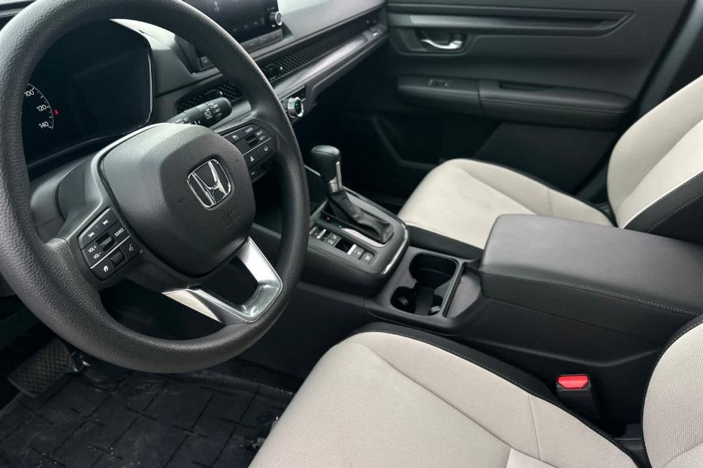 used 2025 Honda CR-V car, priced at $30,557
