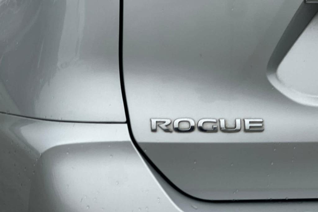 used 2019 Nissan Rogue car, priced at $11,369