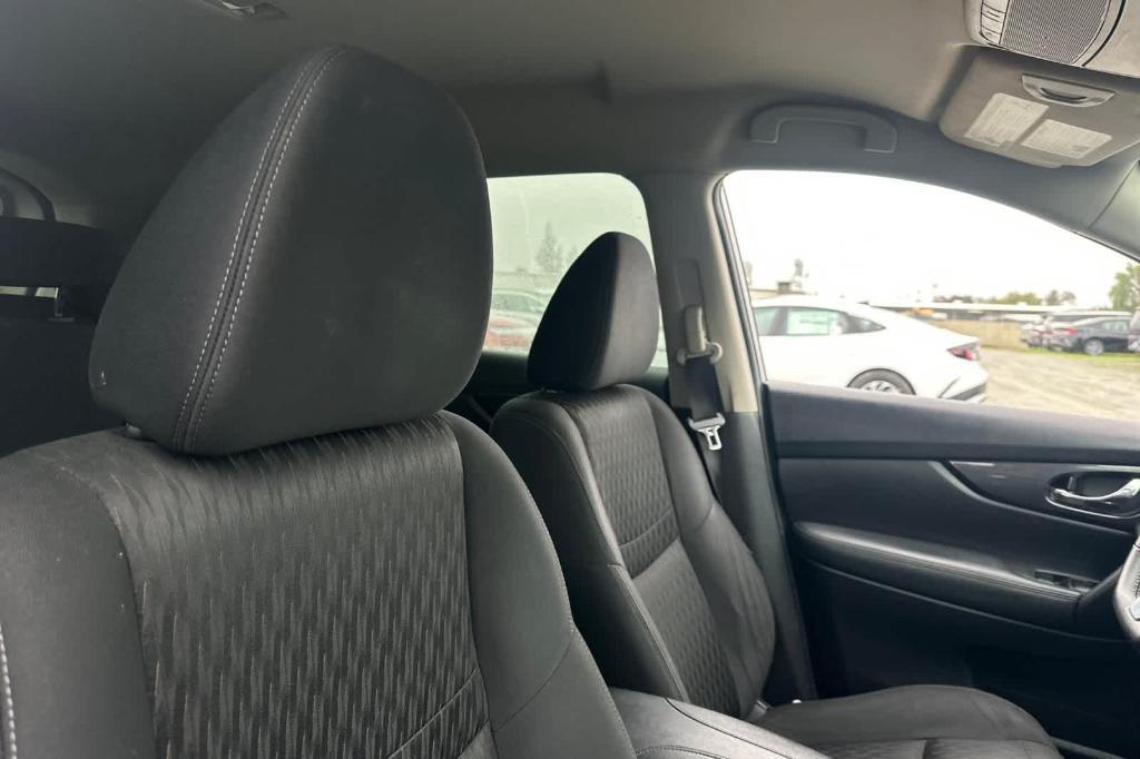 used 2019 Nissan Rogue car, priced at $11,369