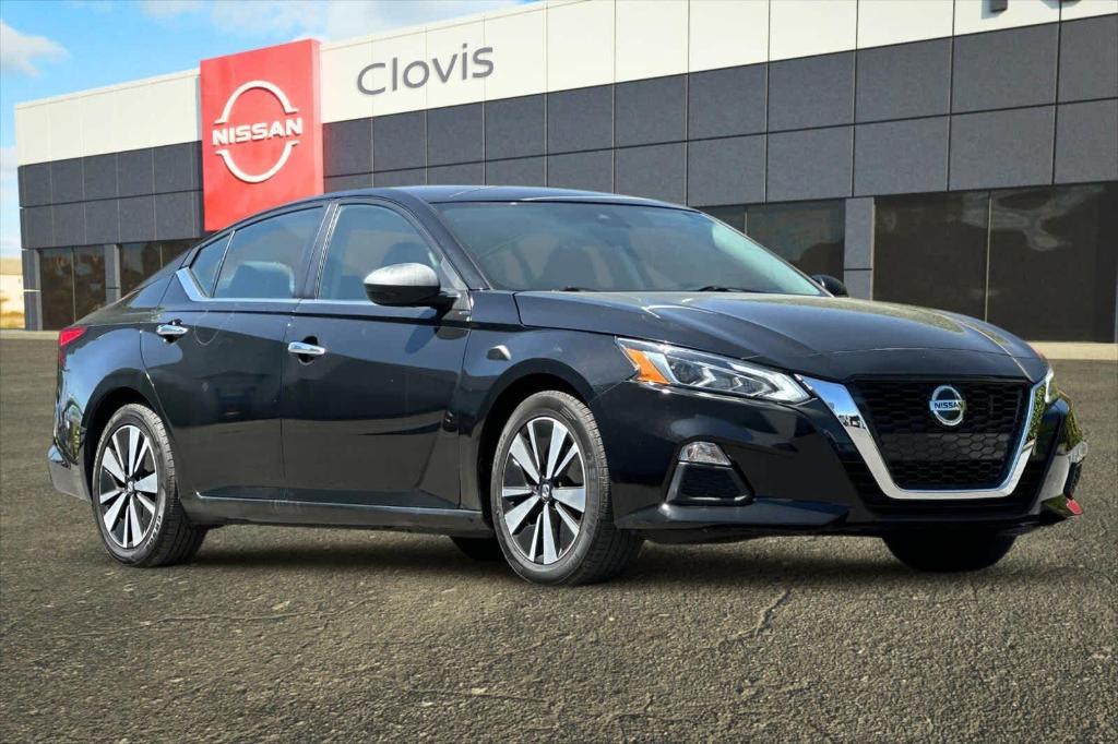 used 2022 Nissan Altima car, priced at $16,077