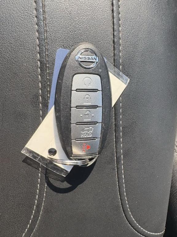 used 2019 Nissan Rogue car, priced at $10,997