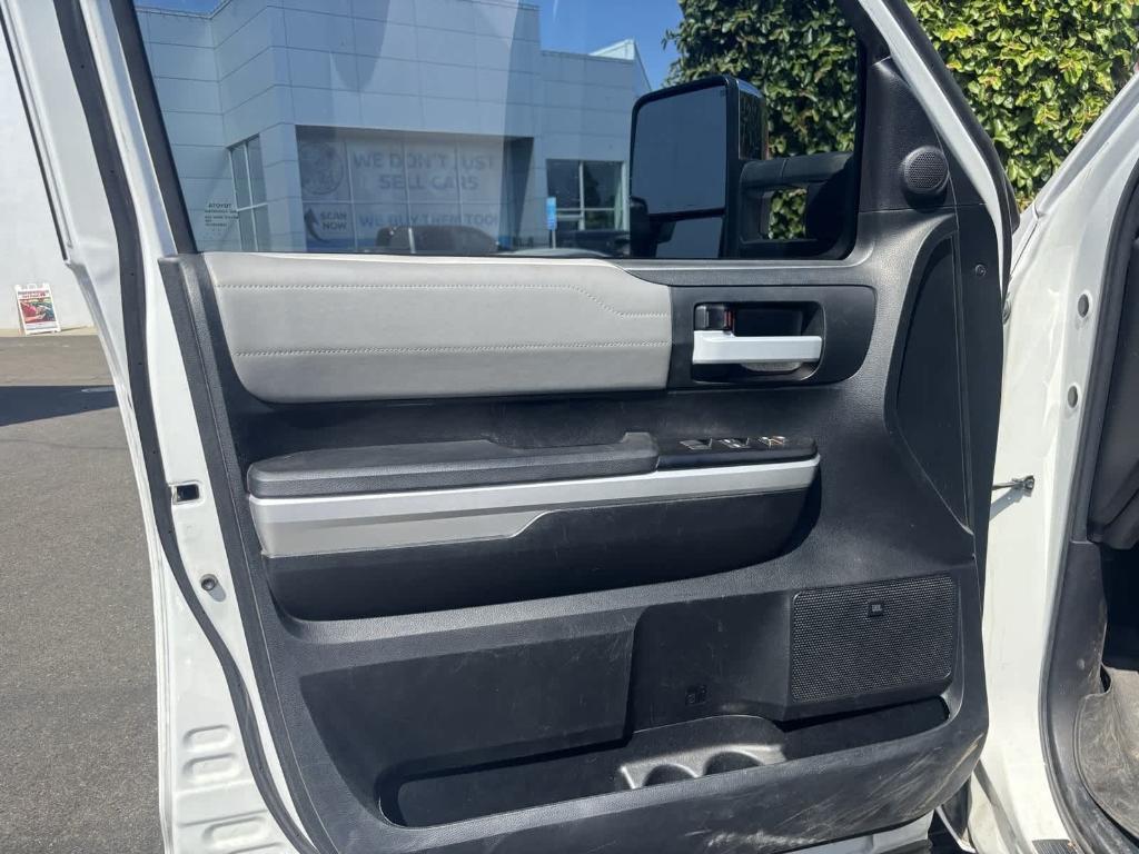 used 2017 Toyota Tundra car, priced at $35,319