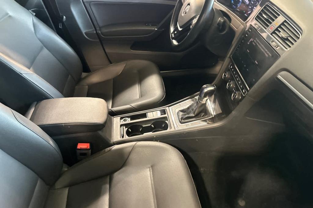used 2018 Volkswagen e-Golf car, priced at $13,850