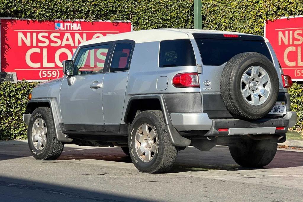 used 2007 Toyota FJ Cruiser car, priced at $11,829