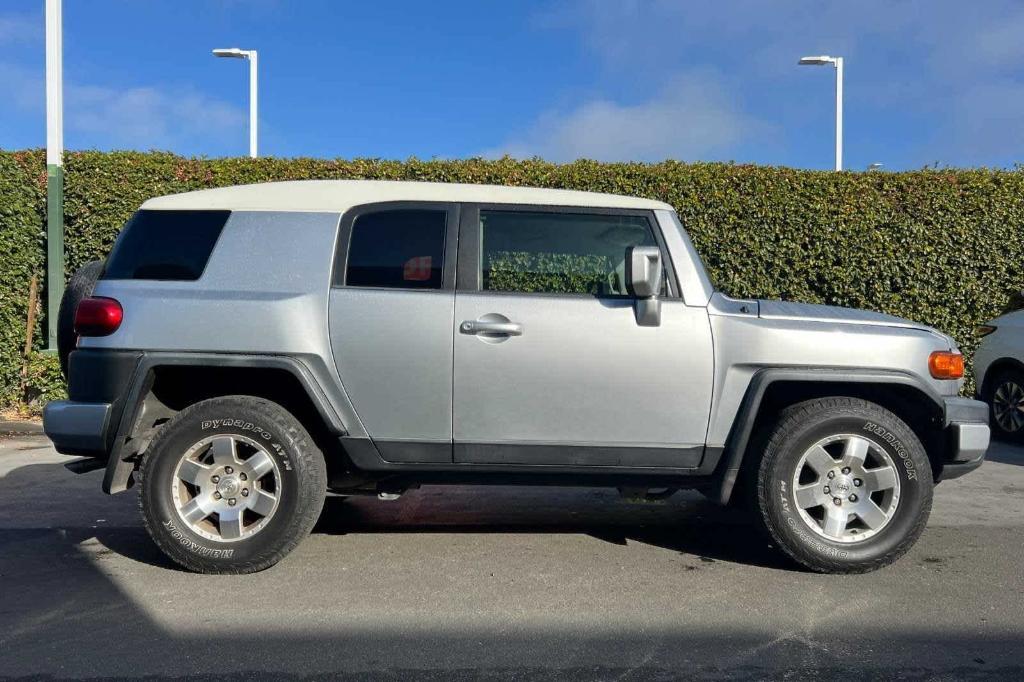 used 2007 Toyota FJ Cruiser car, priced at $11,829