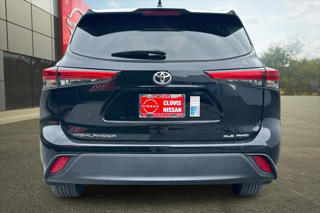 used 2023 Toyota Highlander car, priced at $32,226