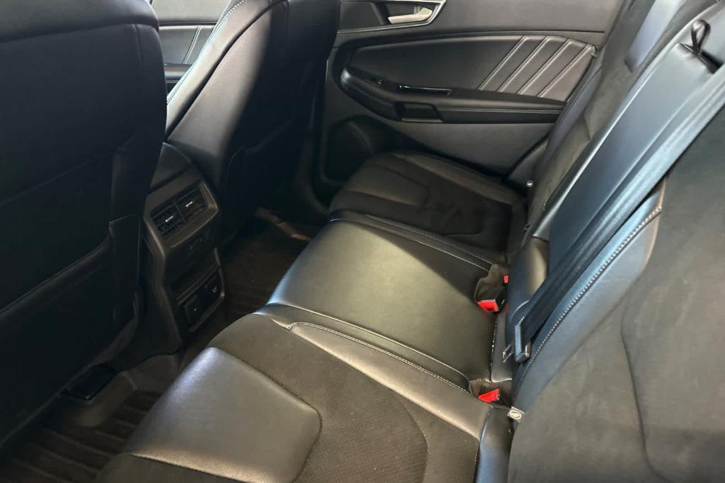 used 2018 Ford Edge car, priced at $16,256