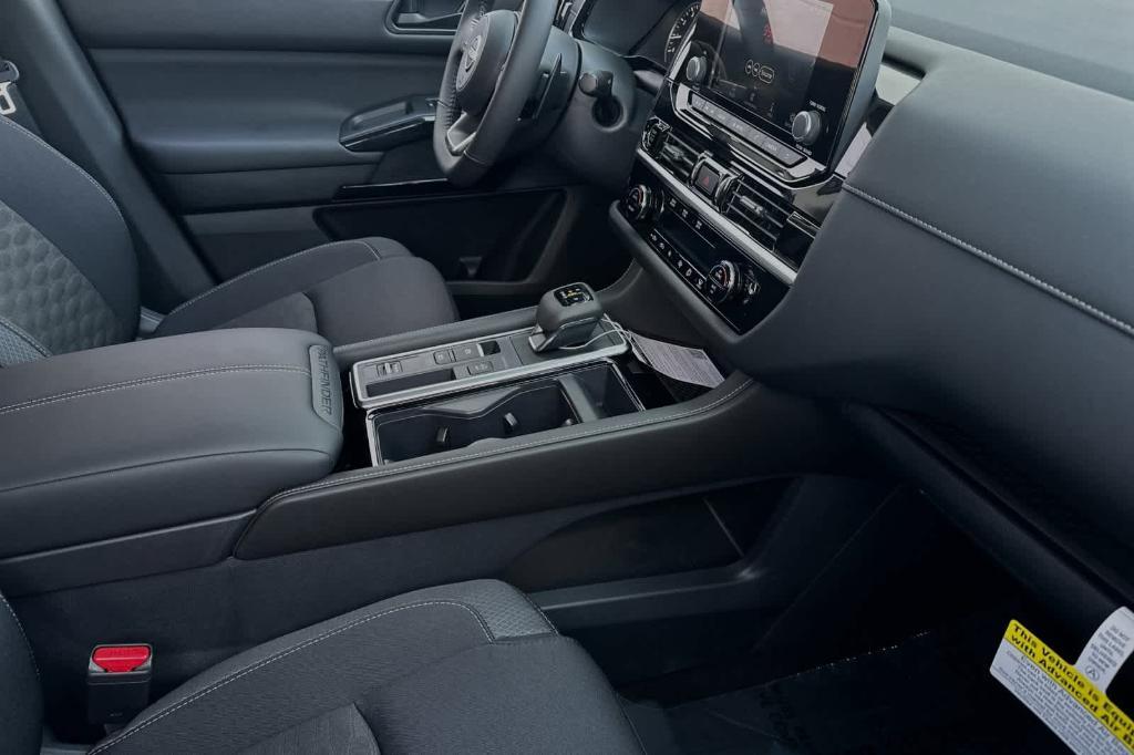 new 2024 Nissan Pathfinder car, priced at $36,114