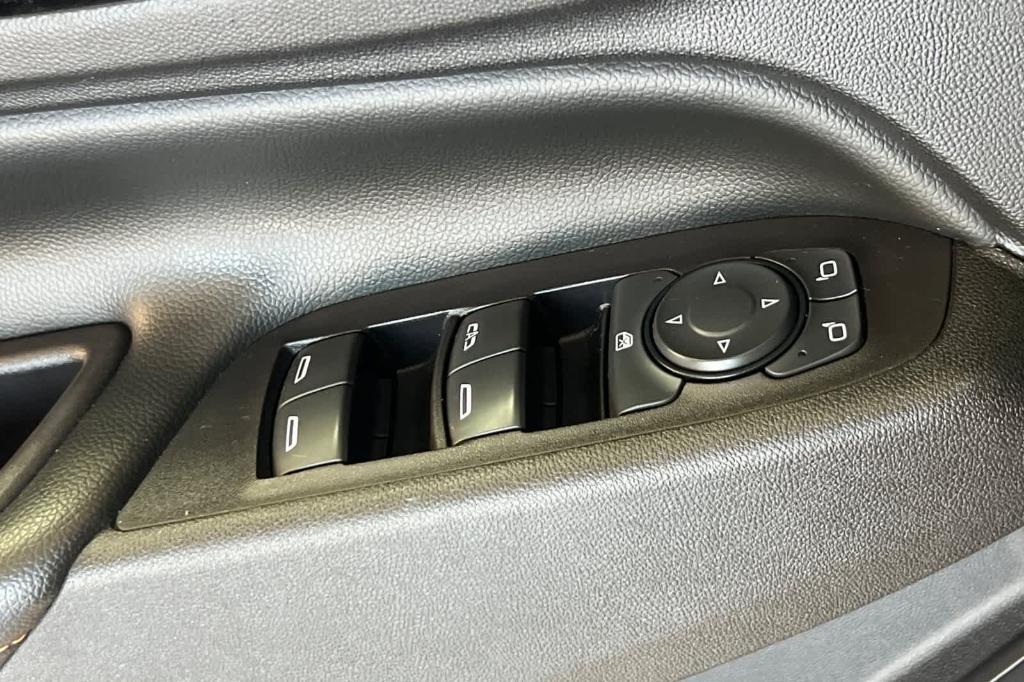 used 2020 Chevrolet Equinox car, priced at $15,998