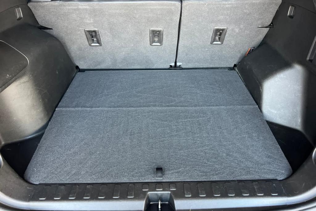 used 2020 Chevrolet Equinox car, priced at $15,998
