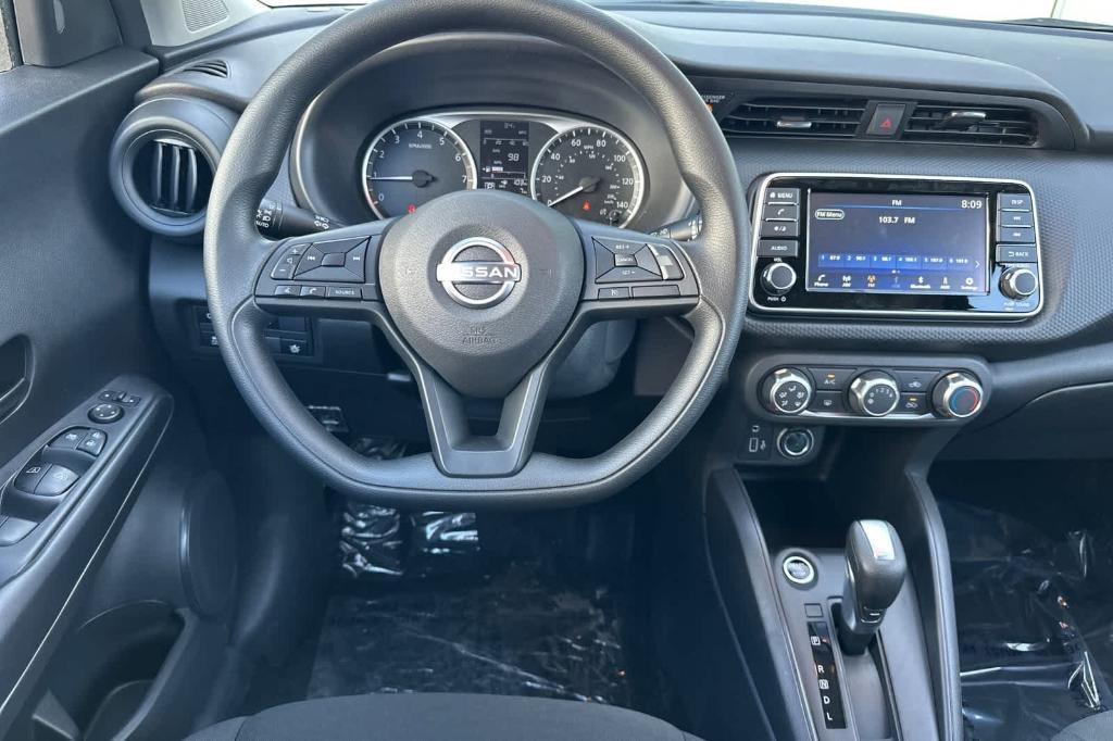 new 2025 Nissan Kicks Play car, priced at $21,297