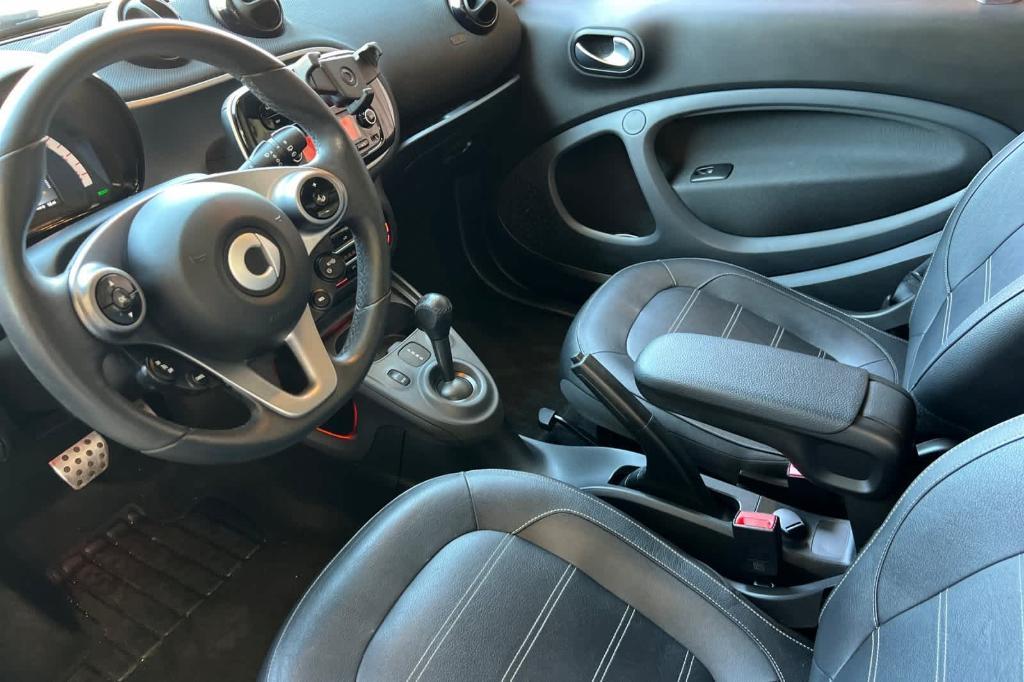used 2018 smart ForTwo Electric Drive car, priced at $11,009