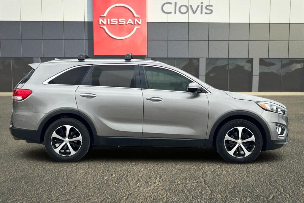 used 2018 Kia Sorento car, priced at $12,881