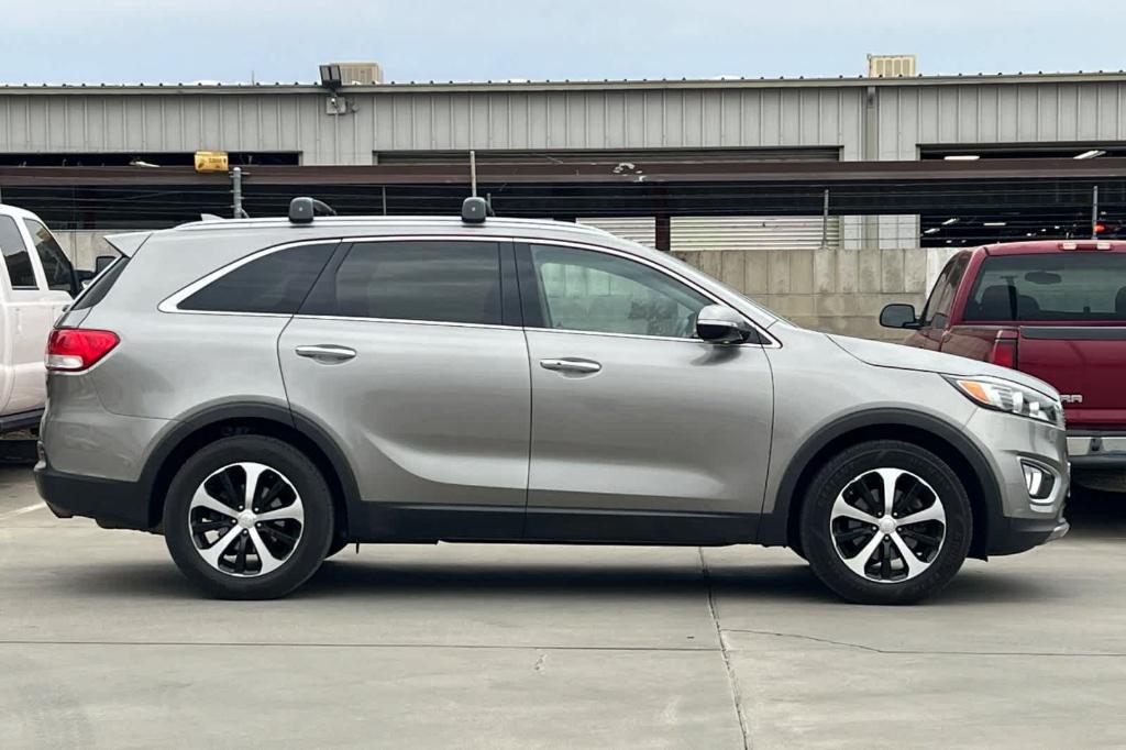used 2018 Kia Sorento car, priced at $9,982