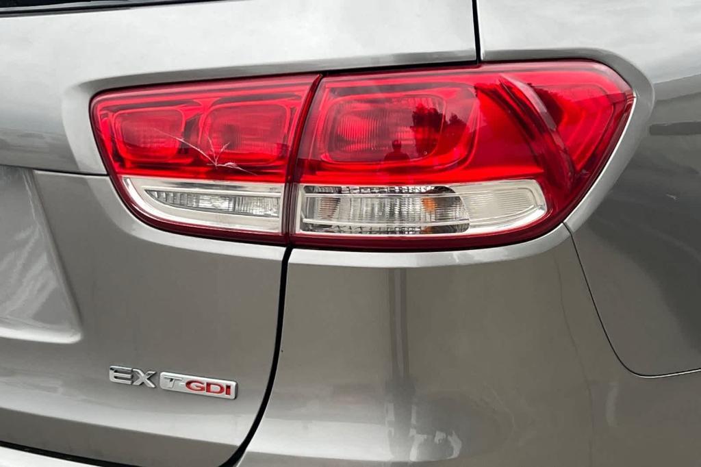 used 2018 Kia Sorento car, priced at $12,881