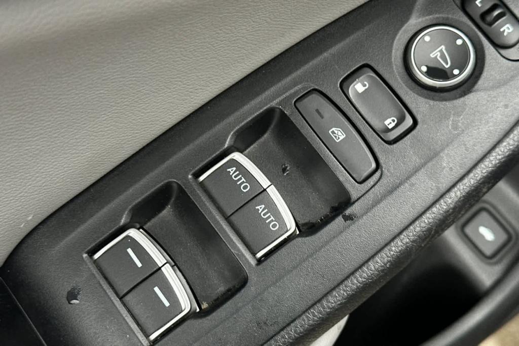 used 2018 Honda Accord Hybrid car, priced at $16,127