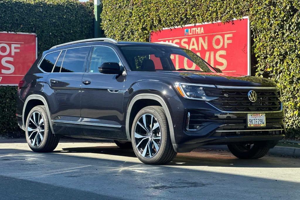 used 2024 Volkswagen Atlas car, priced at $46,490