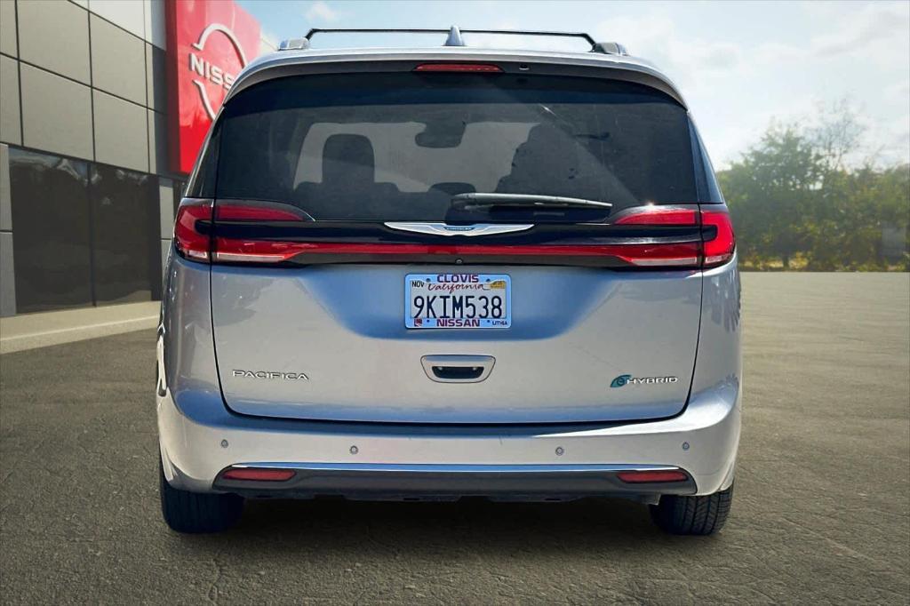 used 2021 Chrysler Pacifica Hybrid car, priced at $18,685