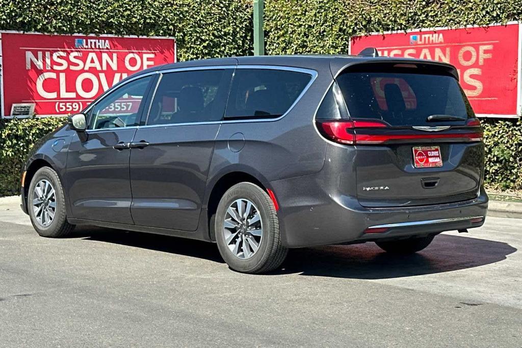 used 2022 Chrysler Pacifica Hybrid car, priced at $21,851