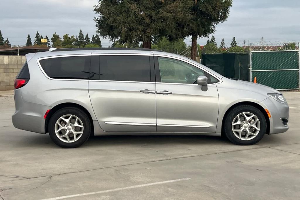 used 2017 Chrysler Pacifica car, priced at $10,777