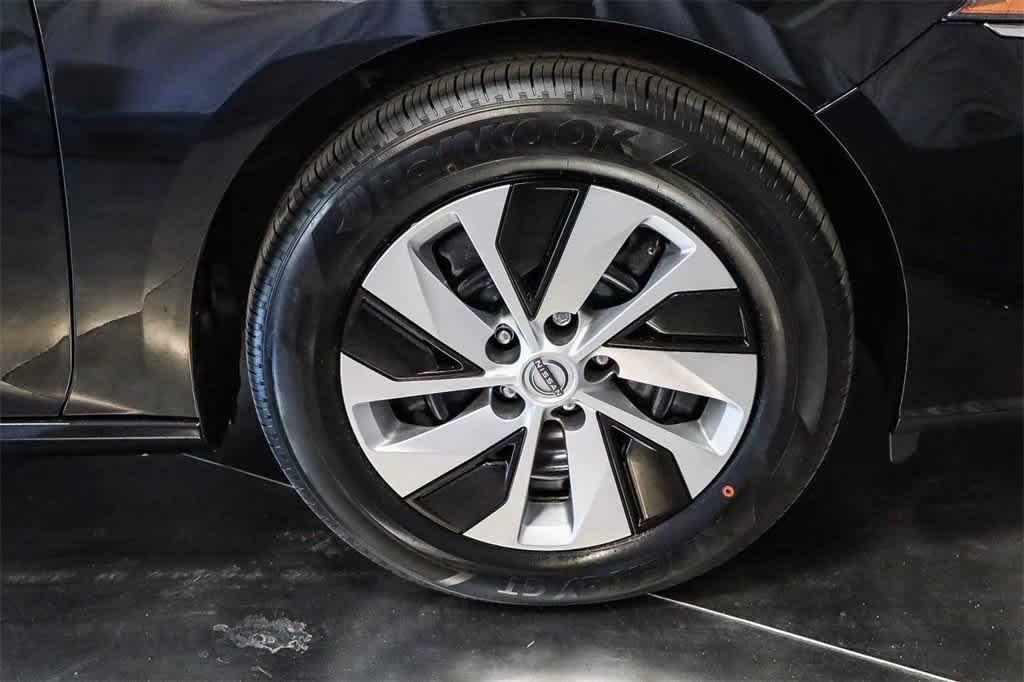 new 2025 Nissan Altima car, priced at $25,867