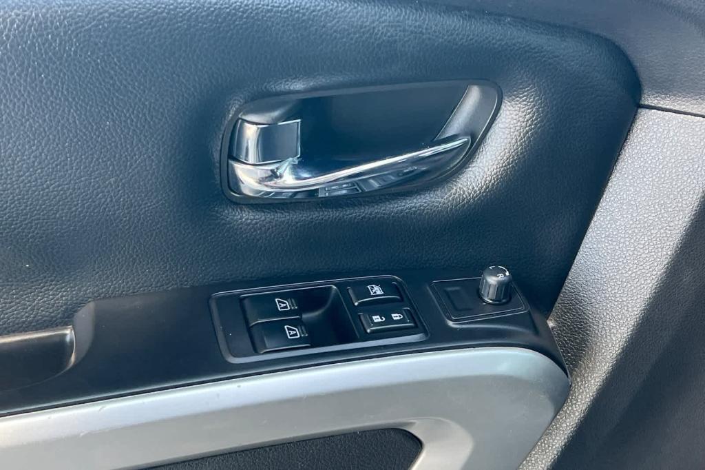 used 2017 Nissan Titan car, priced at $25,120