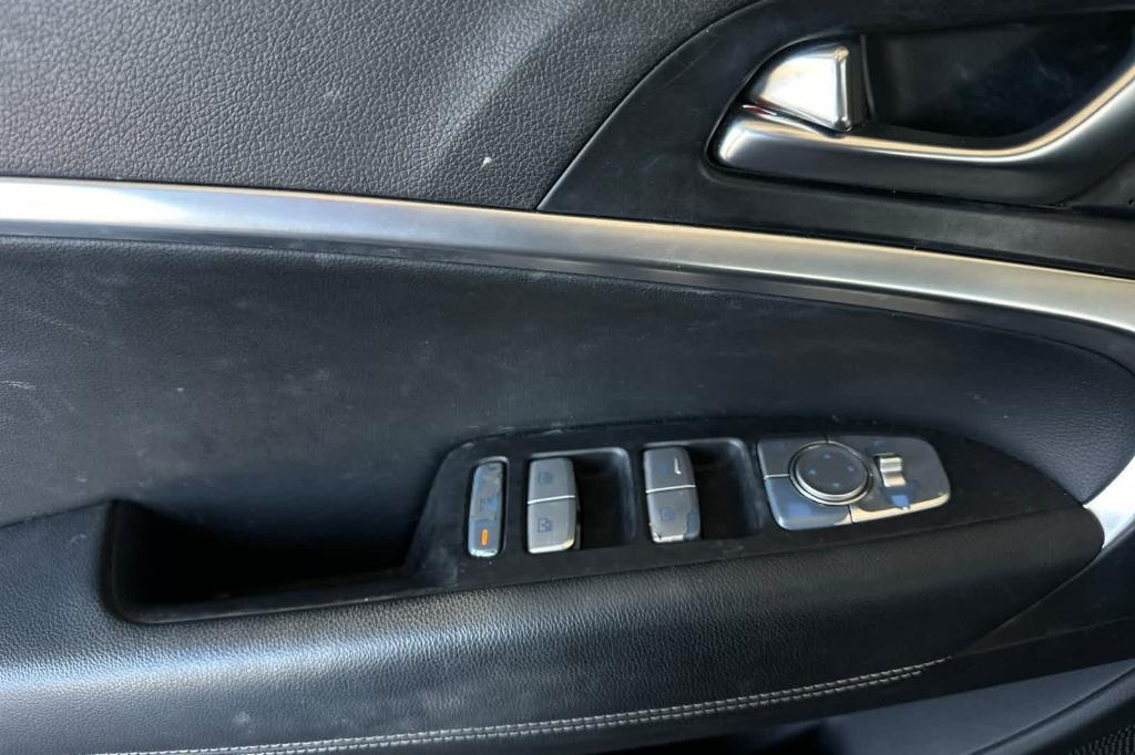 used 2019 Genesis G70 car, priced at $22,891