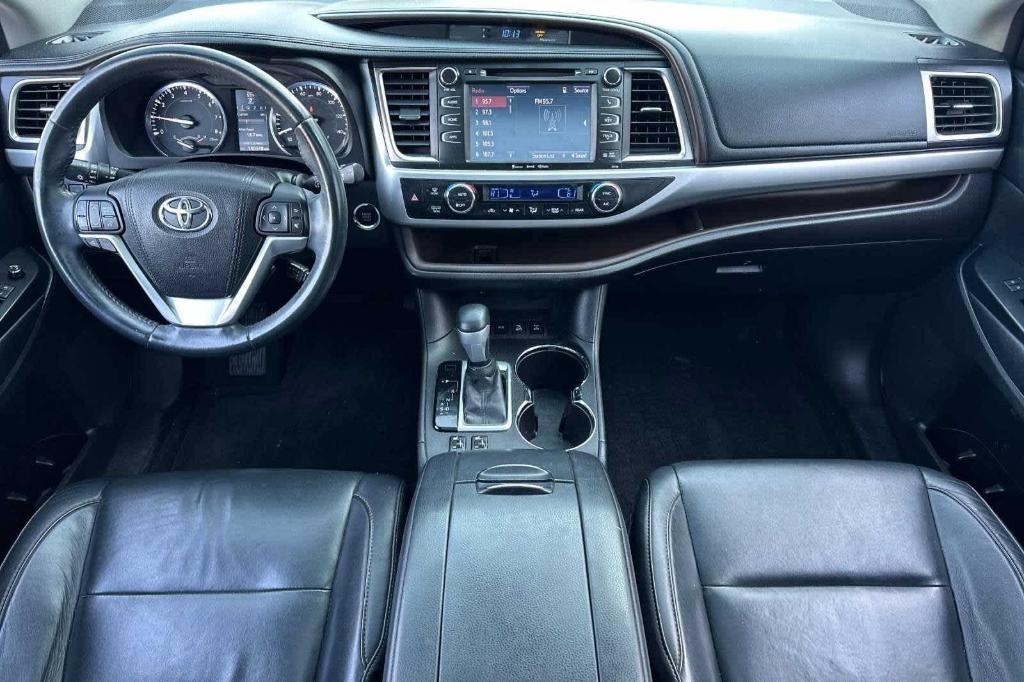 used 2016 Toyota Highlander car, priced at $18,641