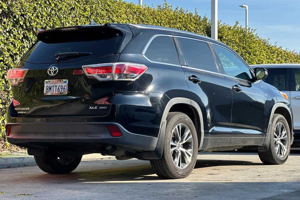 used 2016 Toyota Highlander car, priced at $18,641