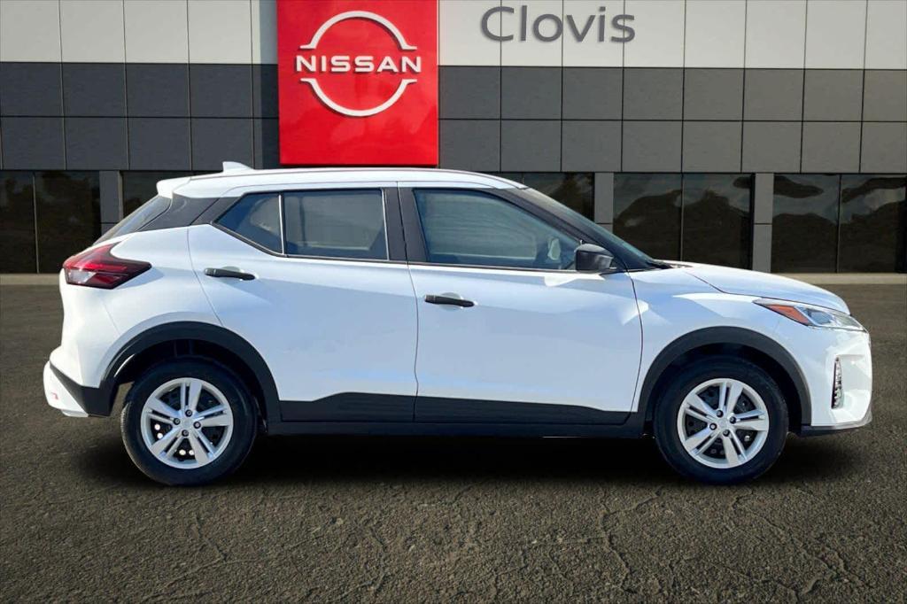 new 2025 Nissan Kicks Play car, priced at $21,019