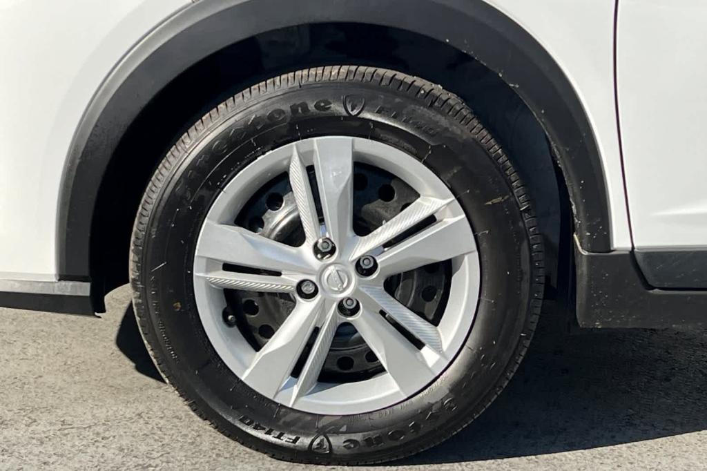 new 2025 Nissan Kicks Play car, priced at $21,019