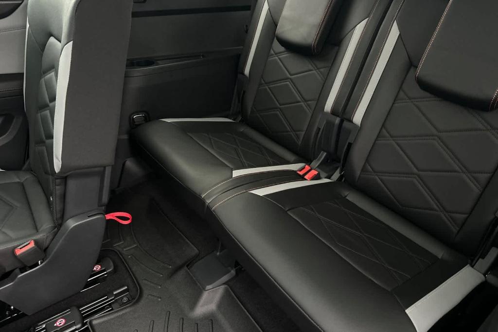 used 2025 Volkswagen Atlas car, priced at $37,865