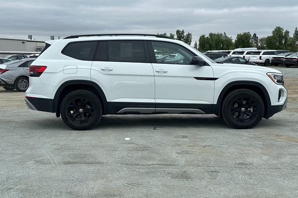 used 2025 Volkswagen Atlas car, priced at $37,865