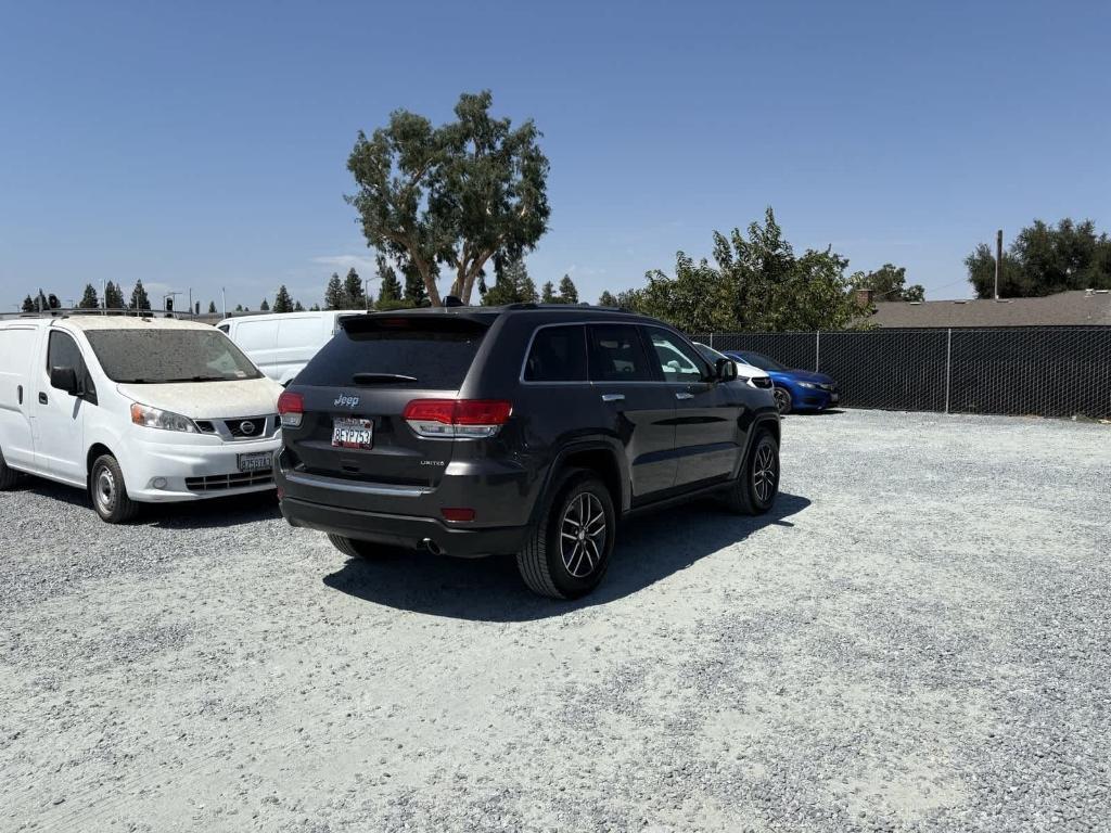used 2018 Jeep Grand Cherokee car, priced at $19,140